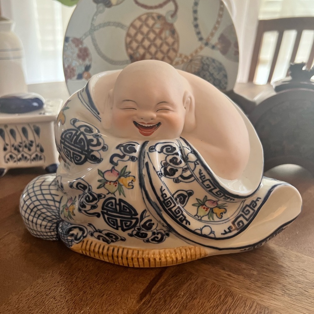 Feng shui, The laughing buddha.